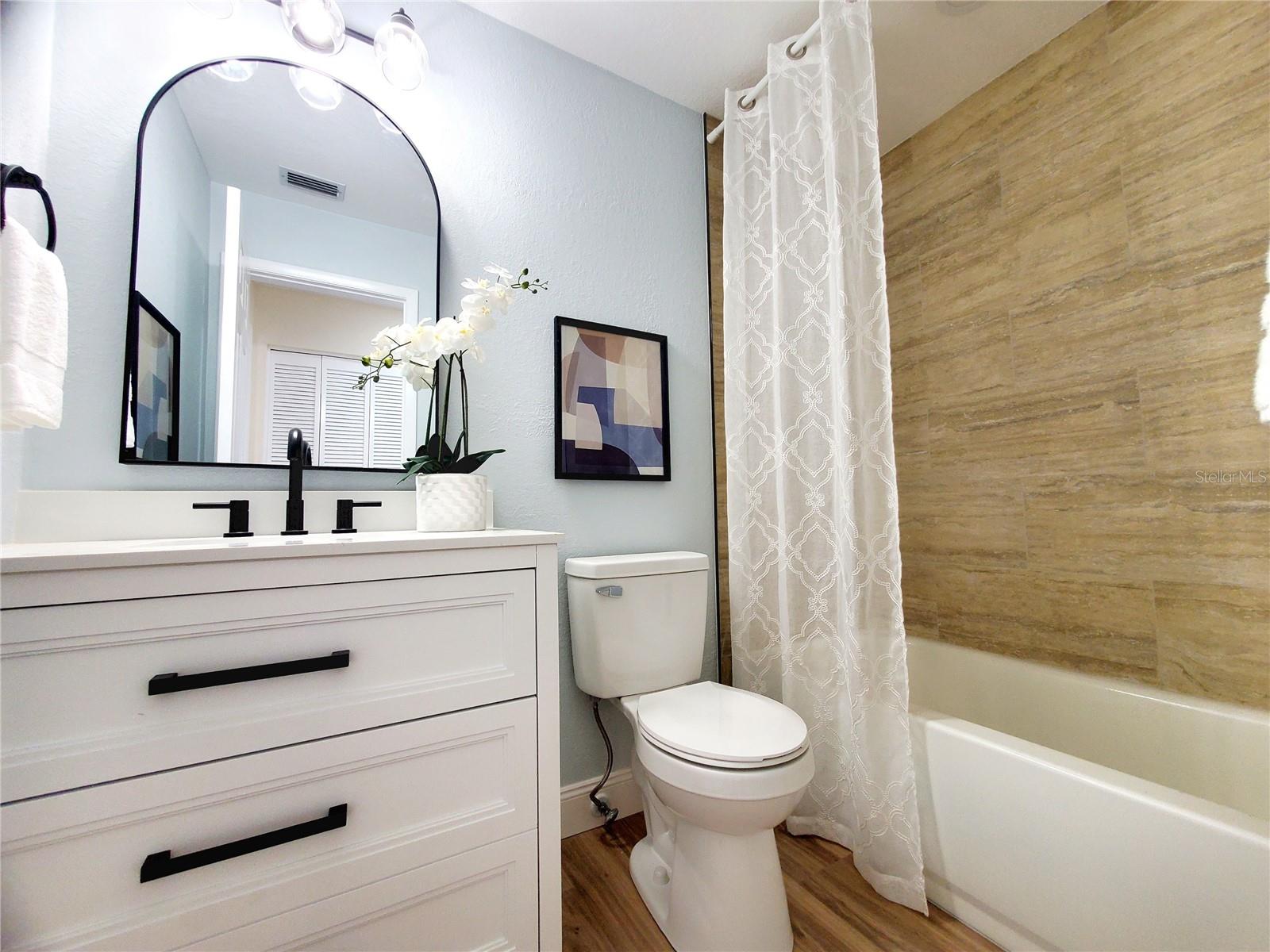 Image 26 of 45 For 1637 Caledonia Drive