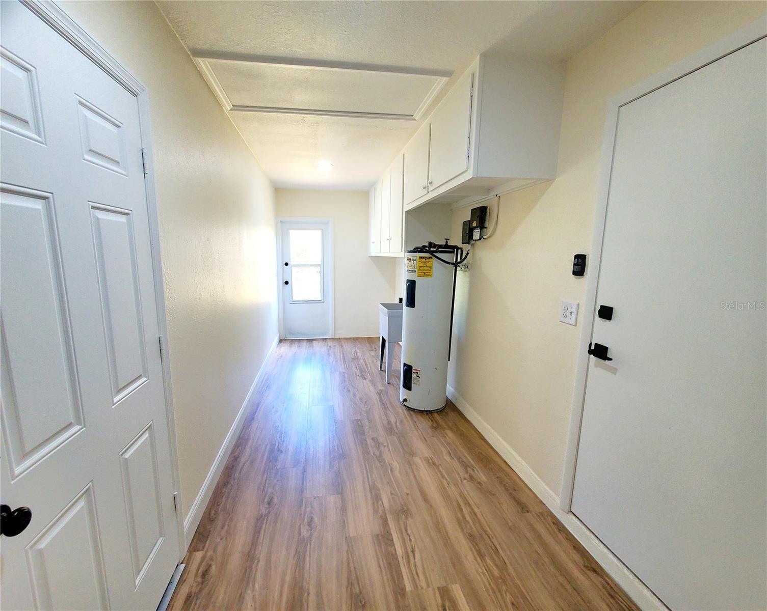 Image 29 of 45 For 1637 Caledonia Drive