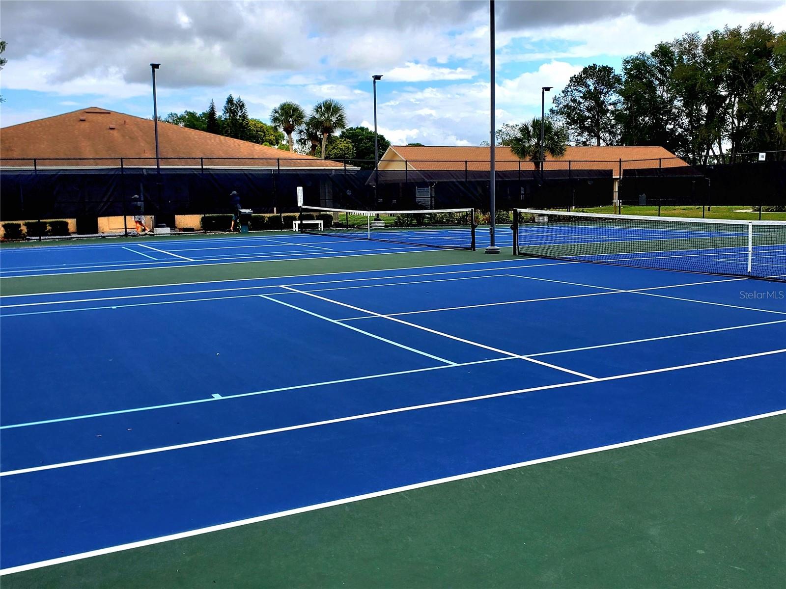 Image 43 of 45 For 1637 Caledonia Drive