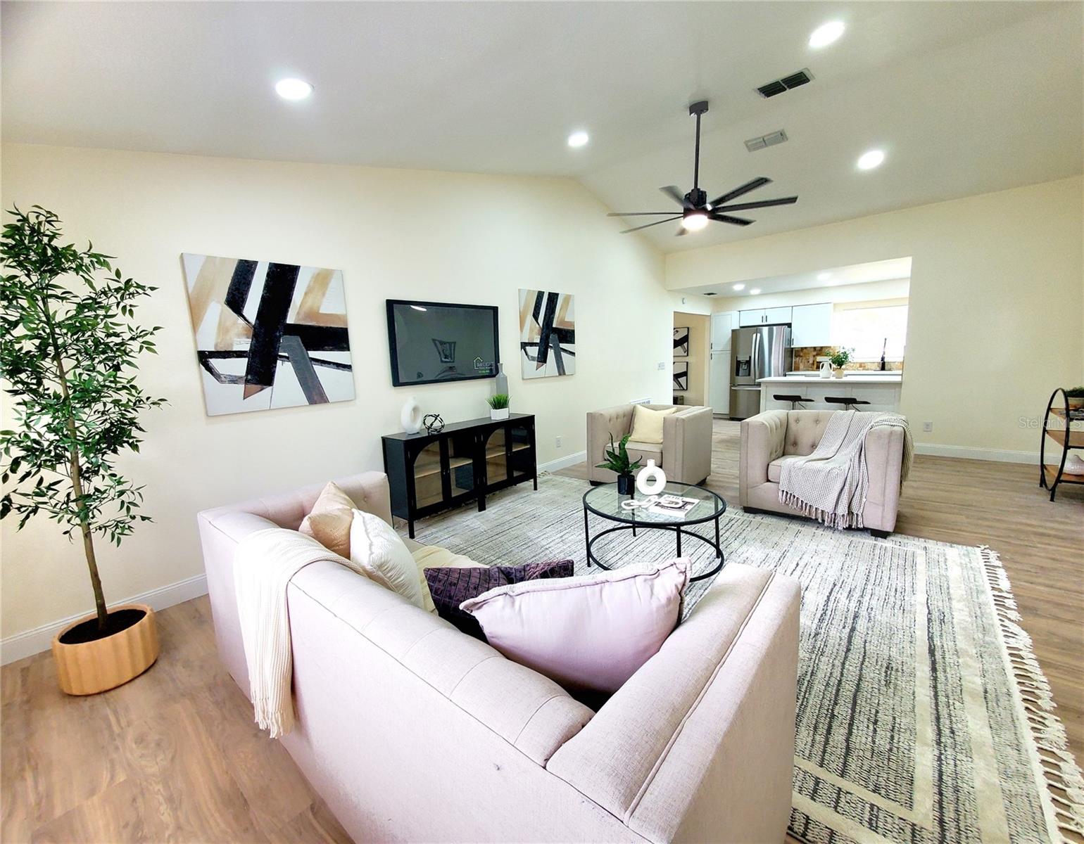 Image 5 of 45 For 1637 Caledonia Drive