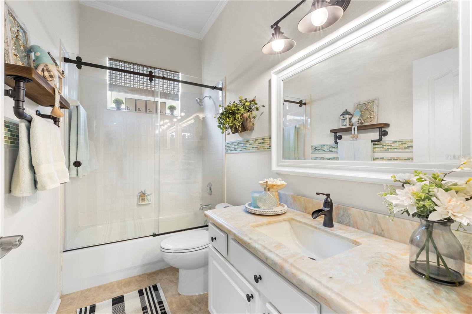 Listing photo id 12 for 1352 Big Creek Drive