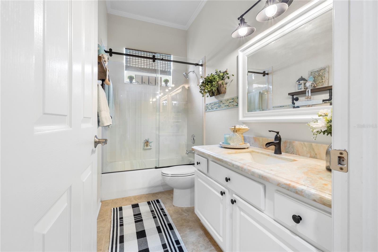 Listing photo id 13 for 1352 Big Creek Drive