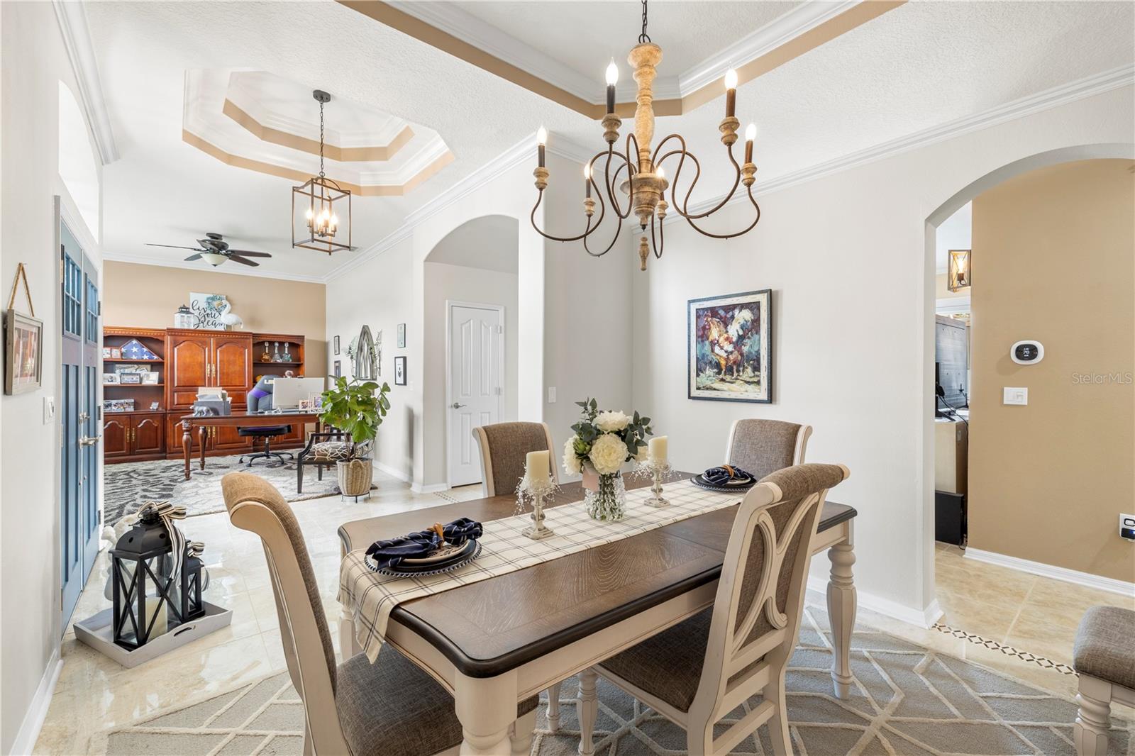 Listing photo id 7 for 1352 Big Creek Drive