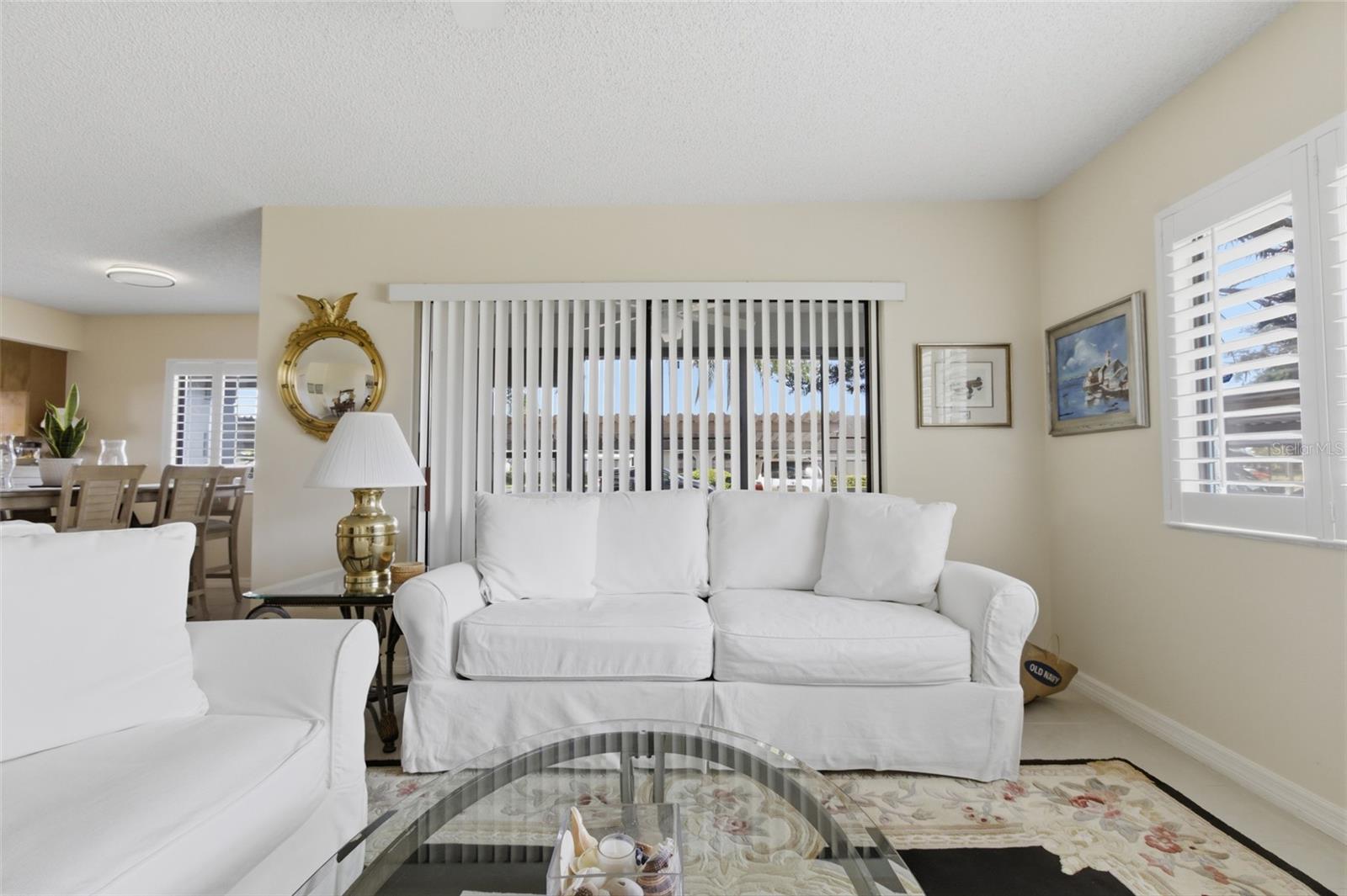 Image 15 of 31 For 2701 Countryside Boulevard 101