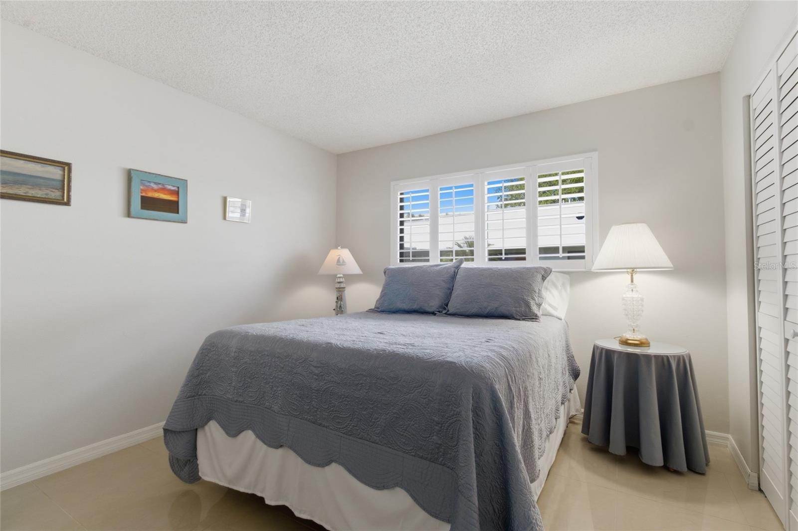 Image 22 of 31 For 2701 Countryside Boulevard 101