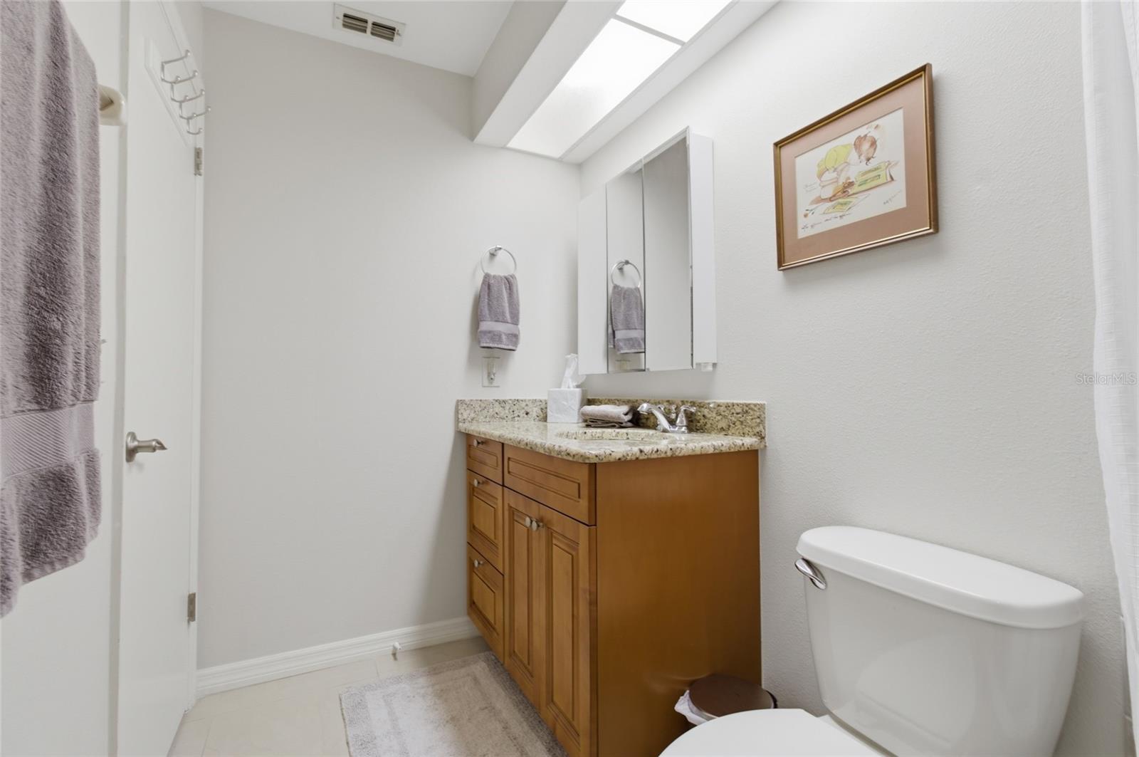 Image 24 of 31 For 2701 Countryside Boulevard 101