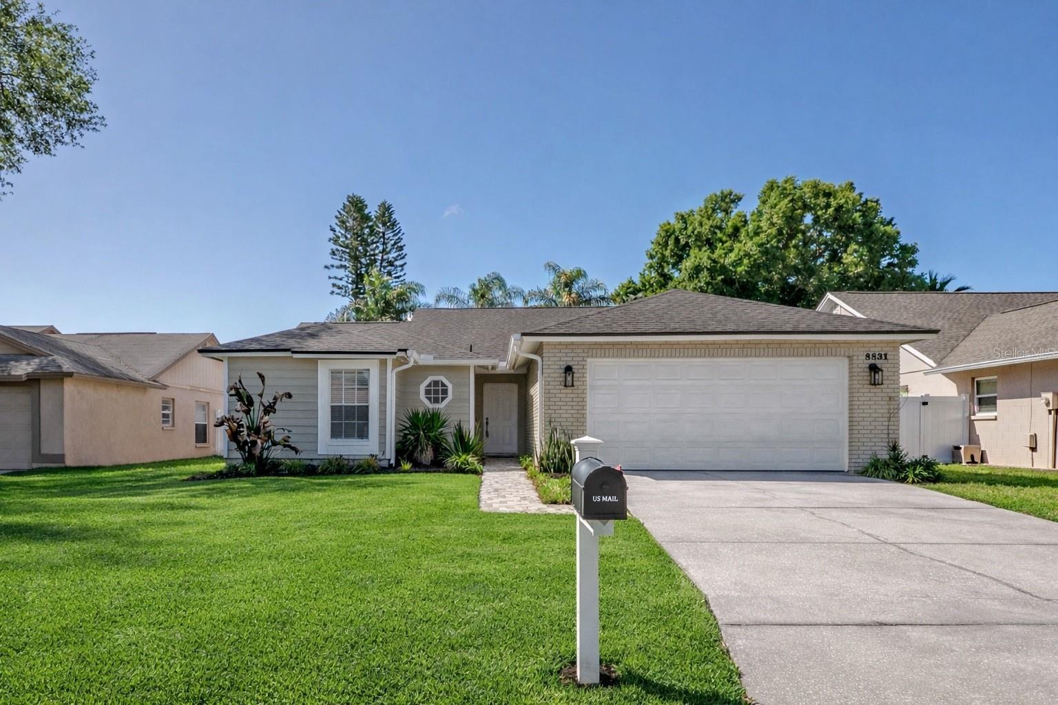 Listing photo id 0 for 8831 Hampden Drive