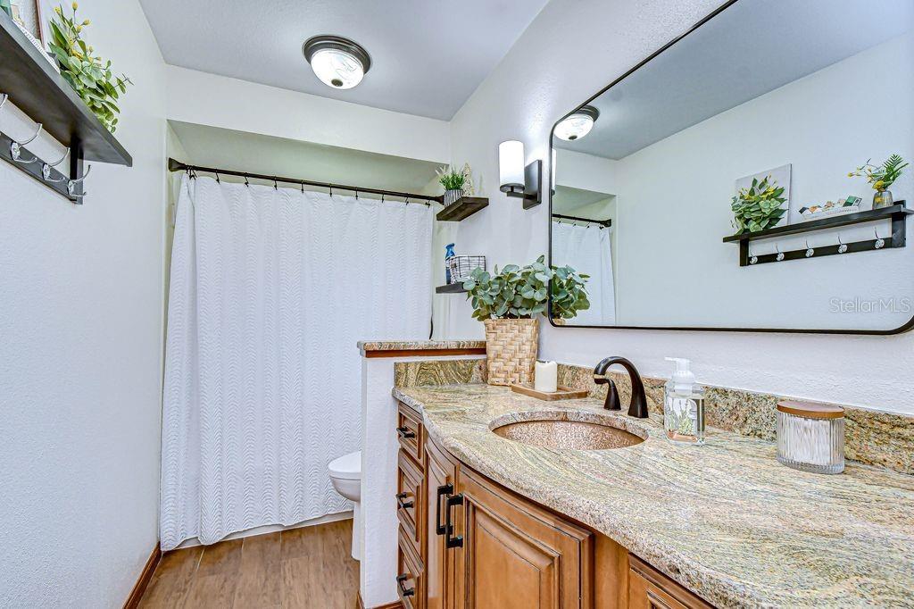 Image 24 of 29 For 16704 Vallely Drive