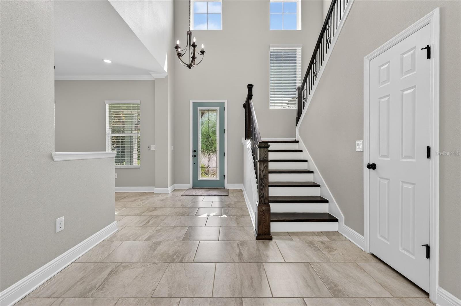 Image 12 of 97 For 6312 Heirloom Place