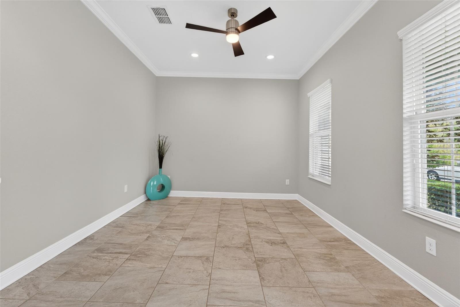 Image 14 of 97 For 6312 Heirloom Place