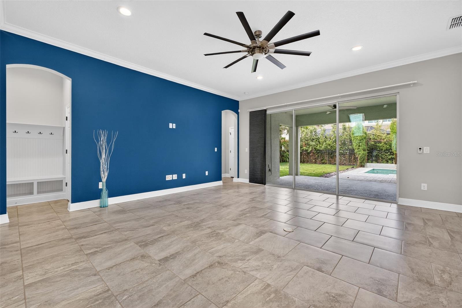 Image 18 of 97 For 6312 Heirloom Place