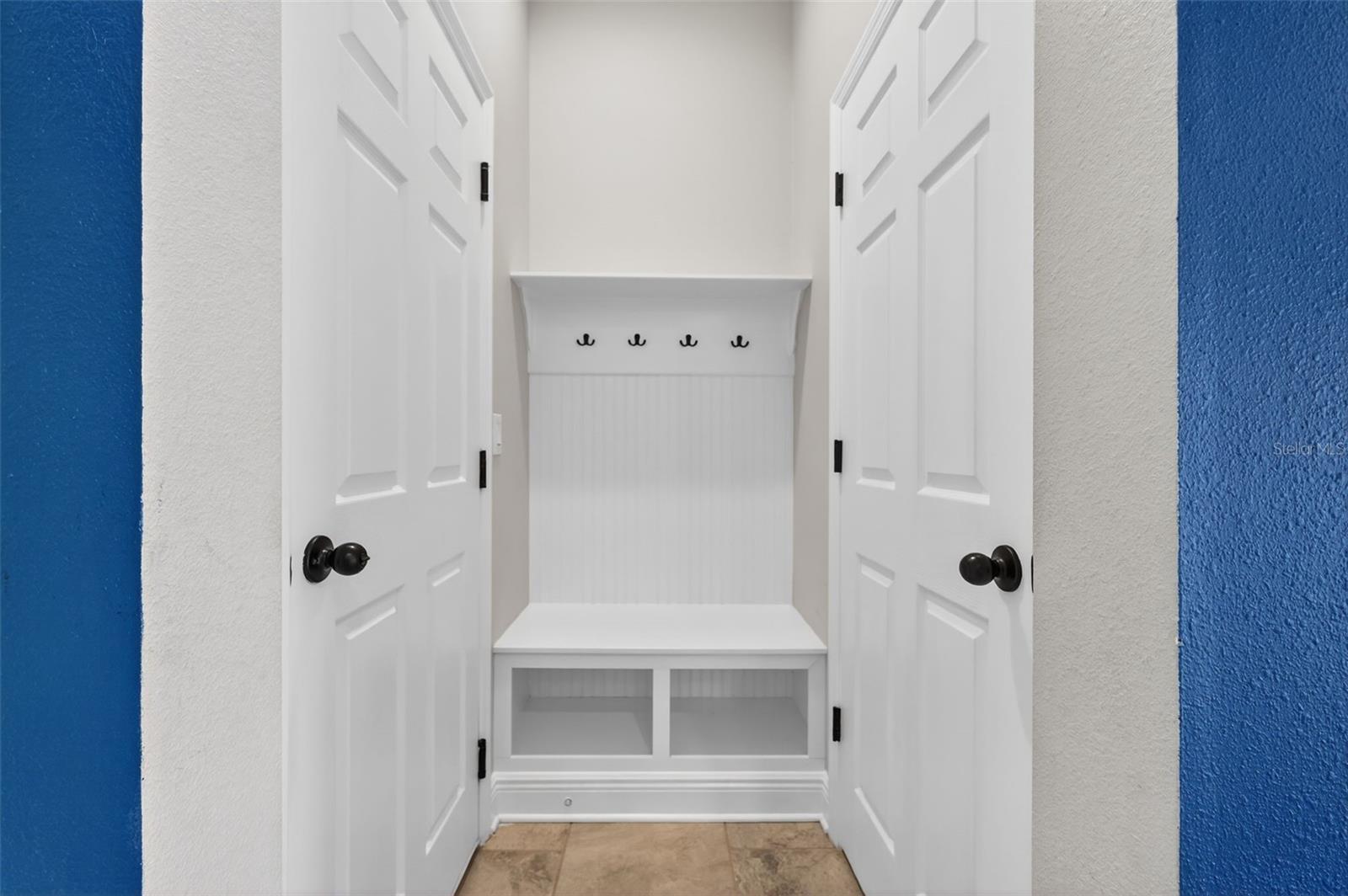 Image 39 of 97 For 6312 Heirloom Place