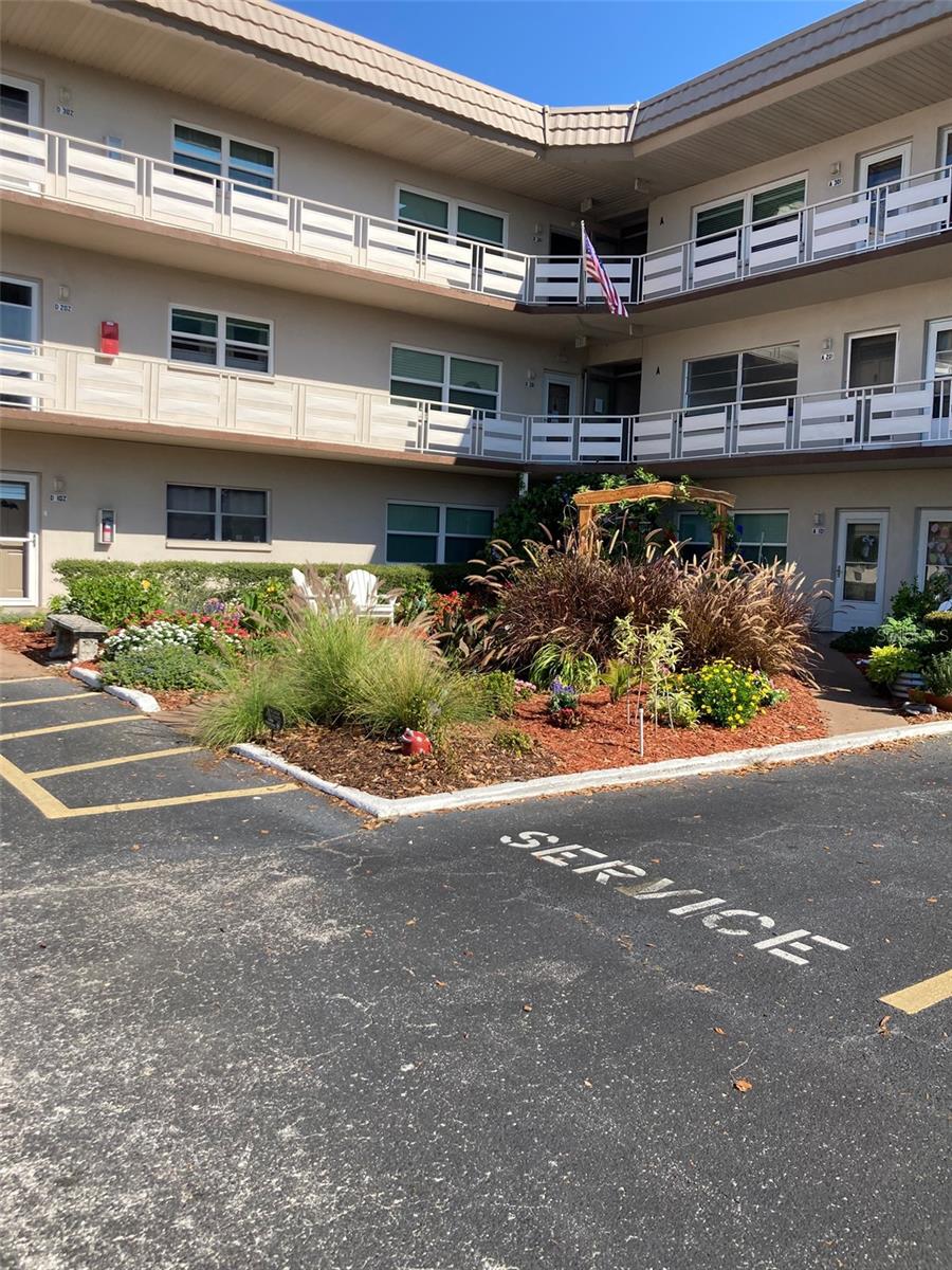 Details for 5530 80th Street N C204, ST PETERSBURG, FL 33709