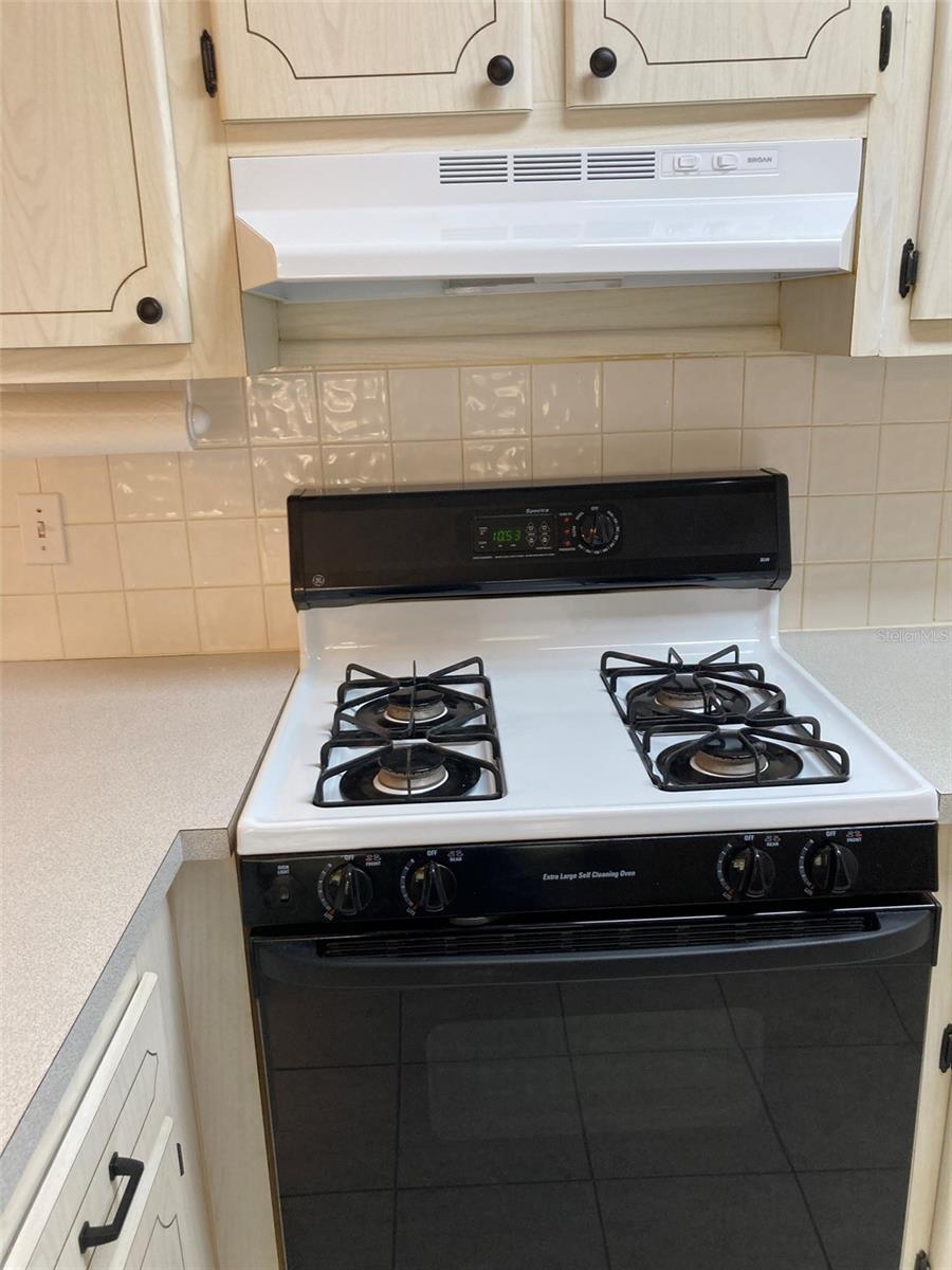 Image 10 of 63 For 5530 80th Street N C204