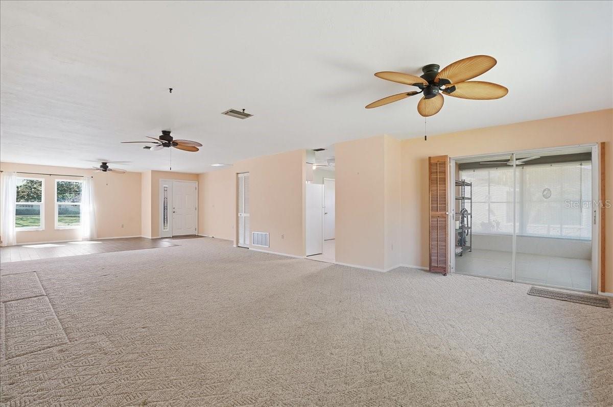 Image 15 of 26 For 3759 Collins Street 711