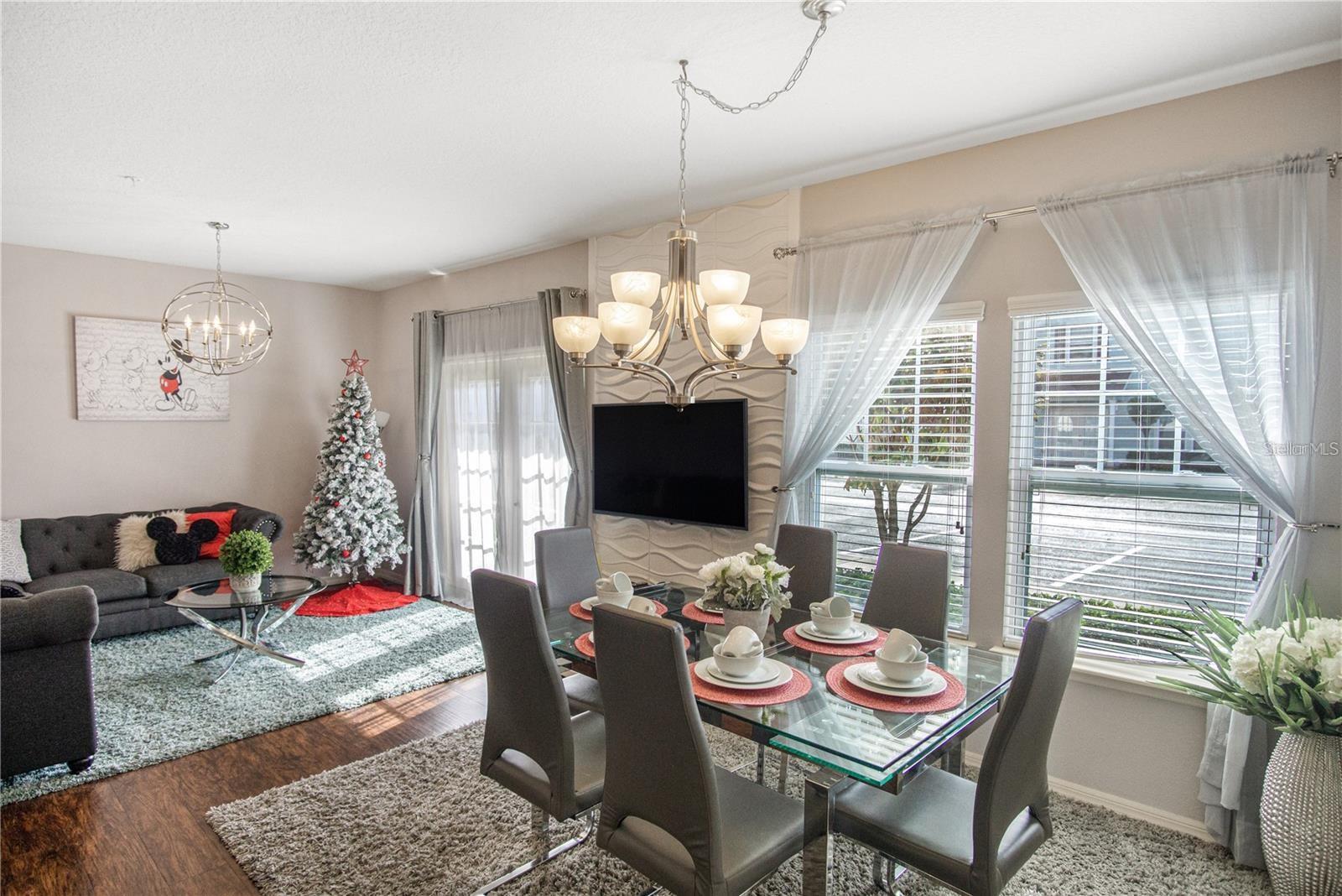 Image 5 of 43 For 3231 Cupid Pl Place