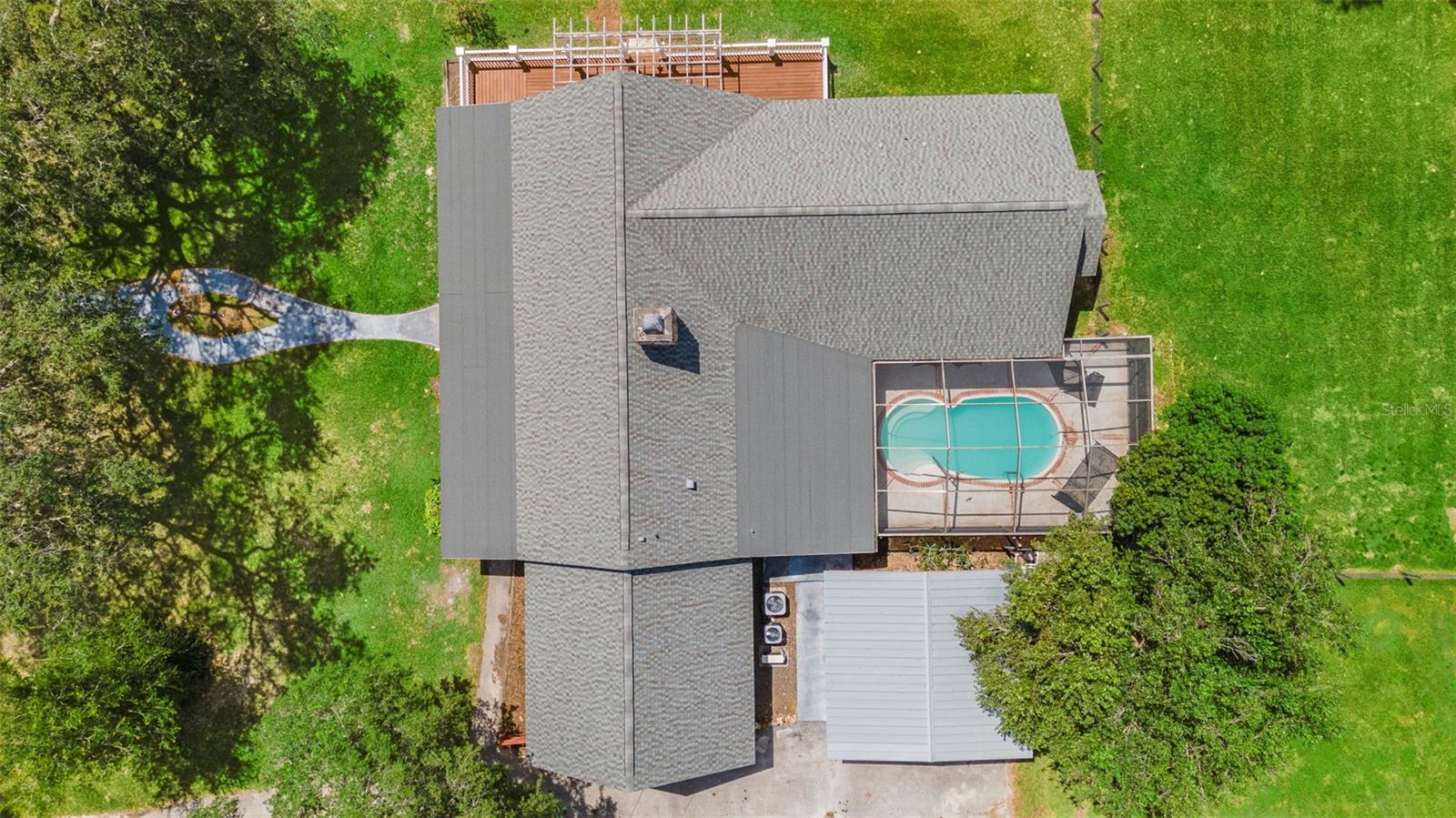 Image 34 of 36 For 18441 Oaklawn Drive