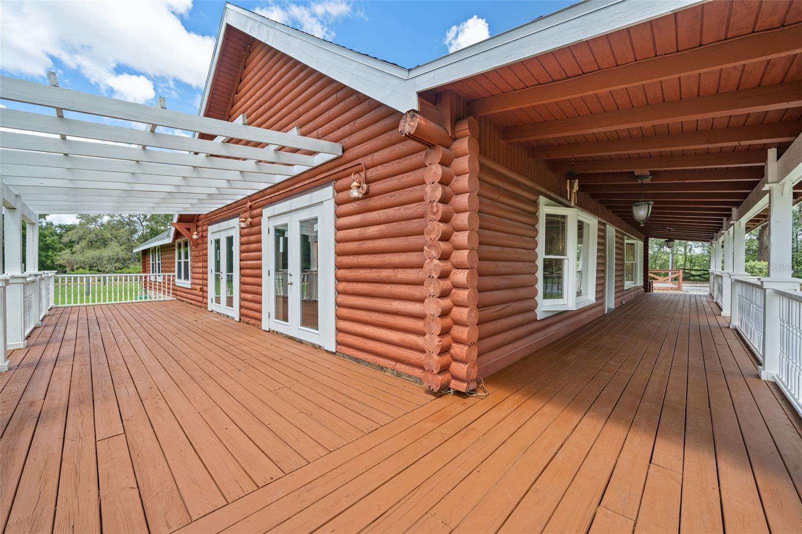 Image 4 of 36 For 18441 Oaklawn Drive