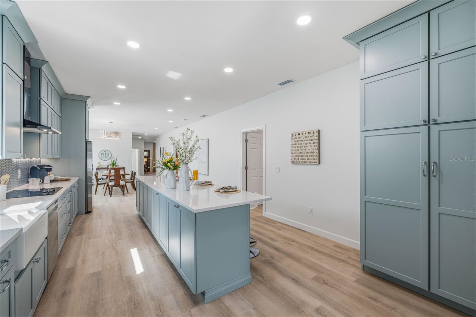 Image 14 of 49 For 494 39th Avenue N