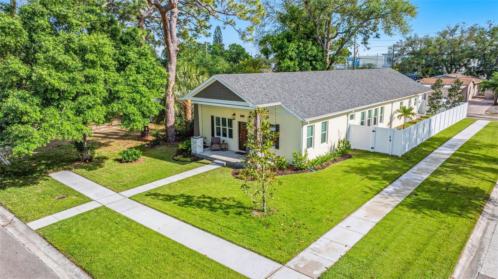 Image 39 of 49 For 494 39th Avenue N