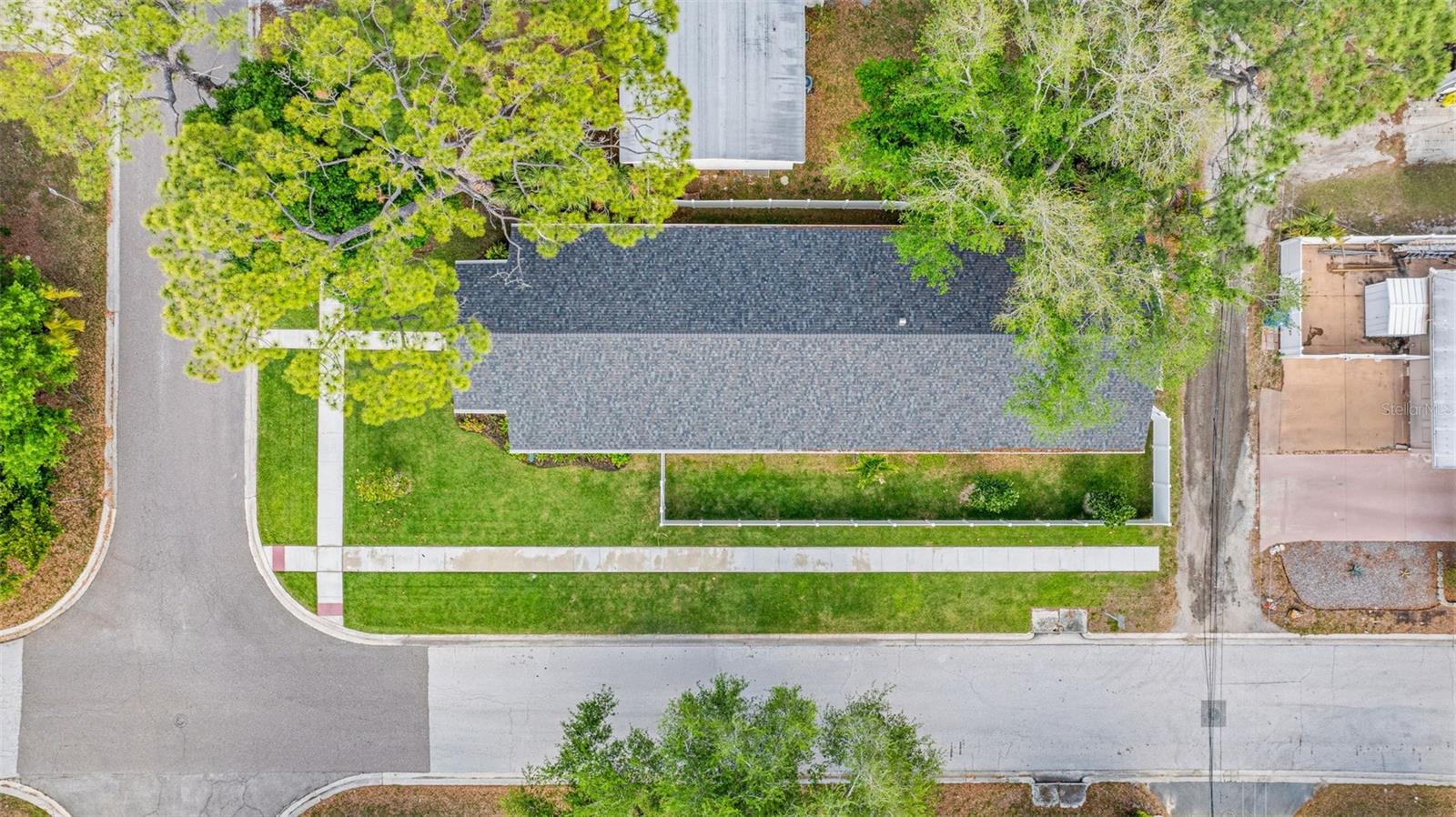 Image 41 of 49 For 494 39th Avenue N