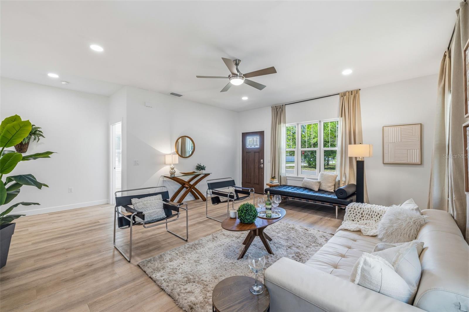 Image 5 of 49 For 494 39th Avenue N