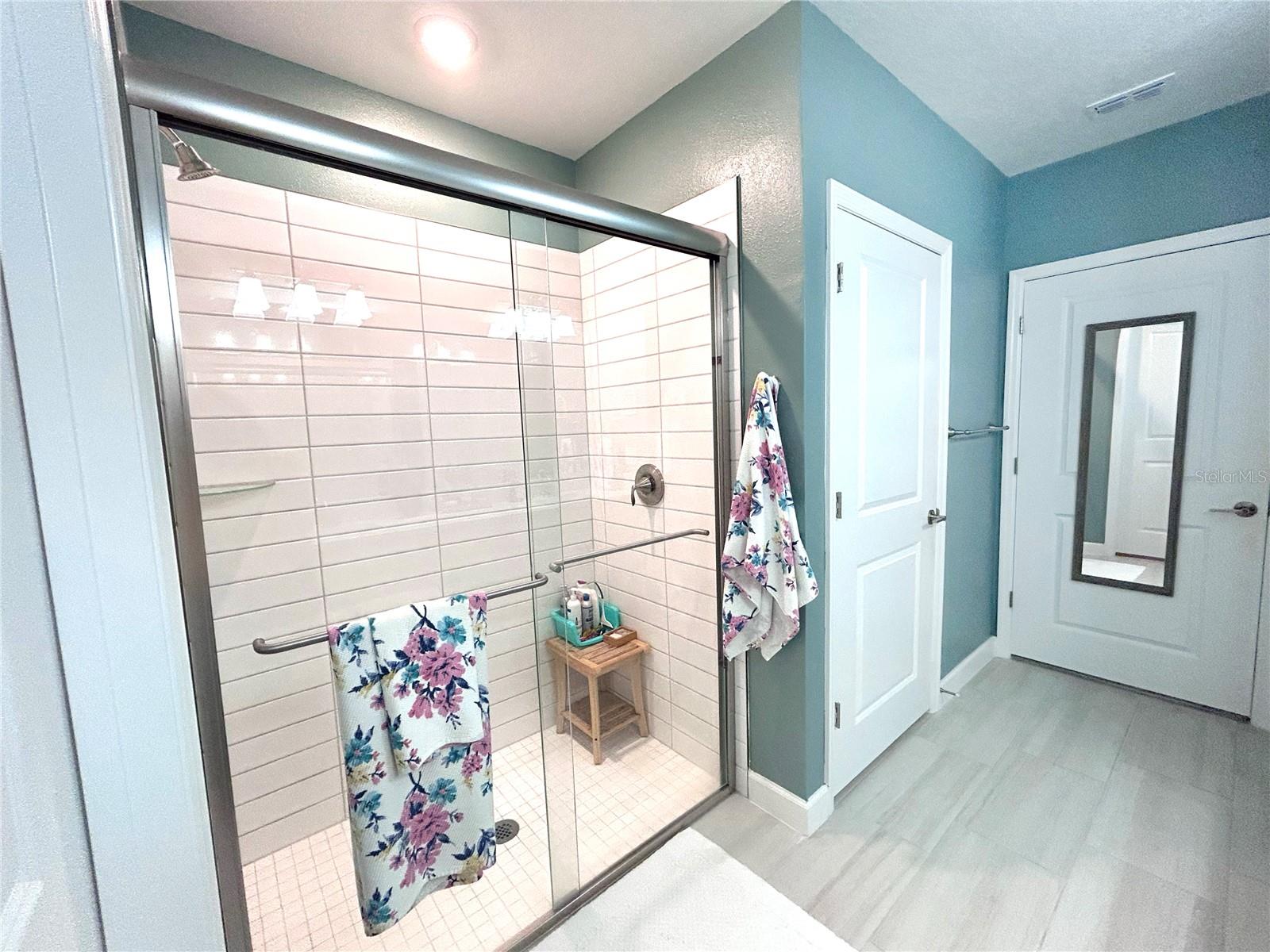 Image 24 of 36 For 16964 Forge Surf Street