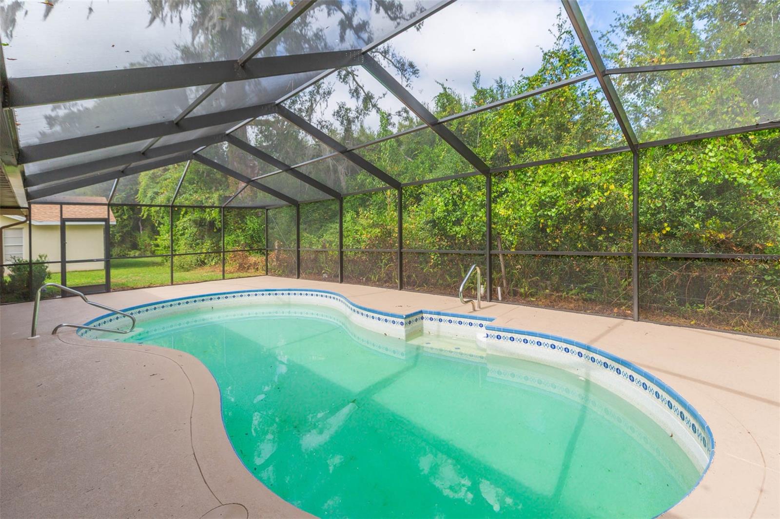 Image 36 of 49 For 6625 Foxmoor Drive