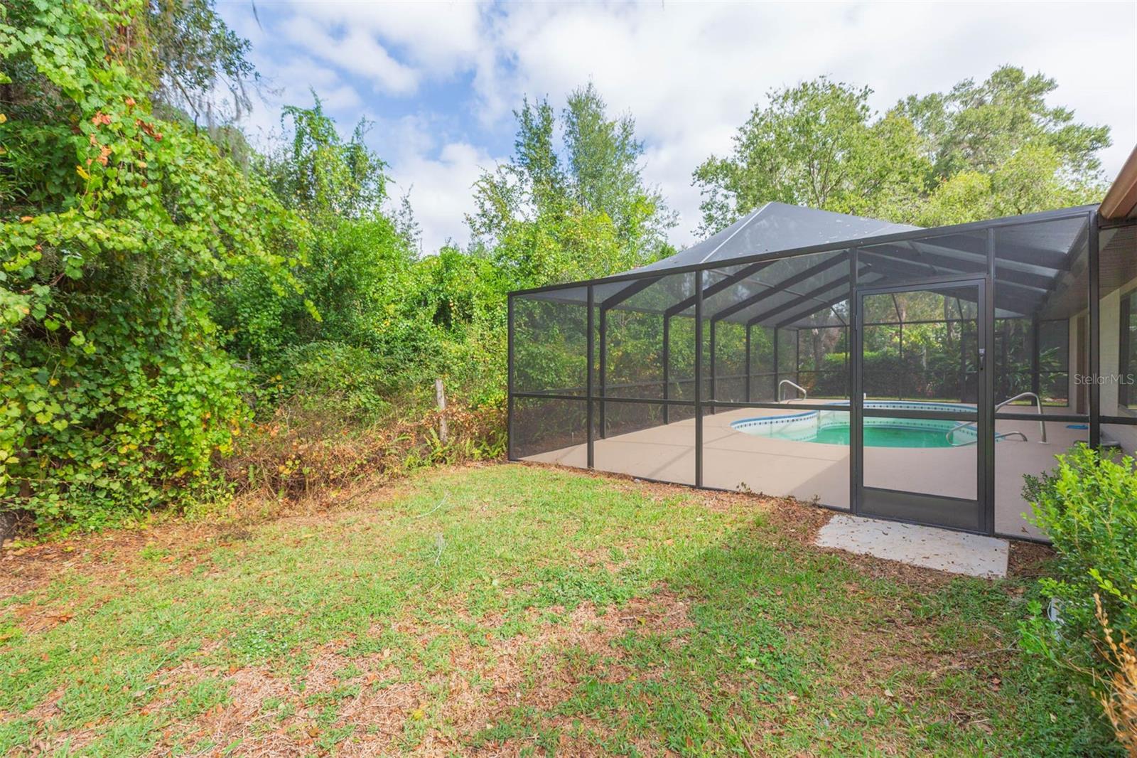 Image 37 of 49 For 6625 Foxmoor Drive