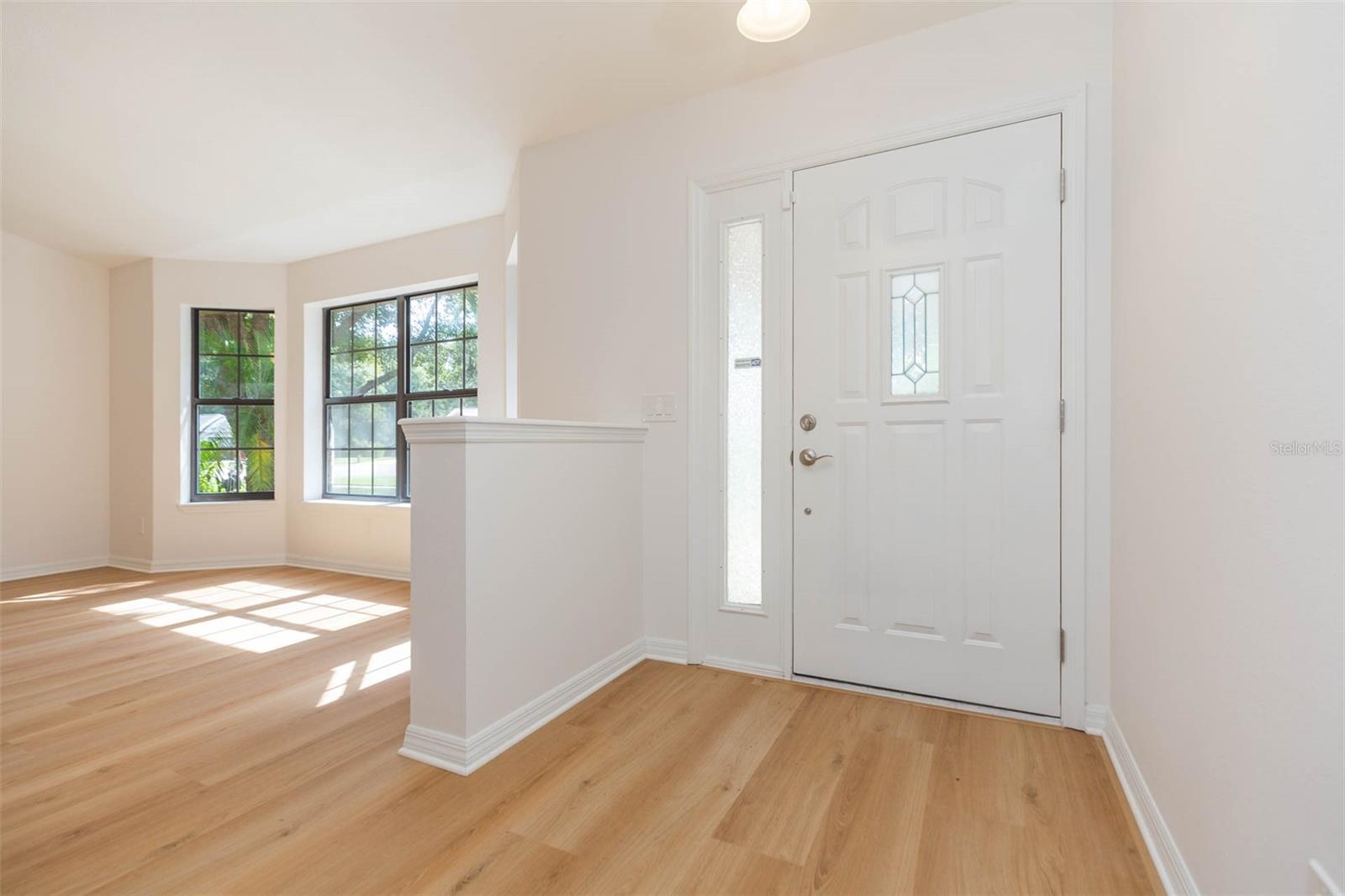 Image 5 of 49 For 6625 Foxmoor Drive