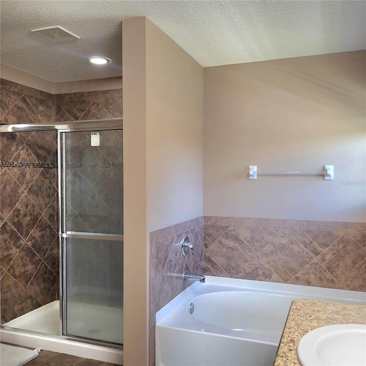 Image 15 of 26 For 36142 Laguna Hills Circle