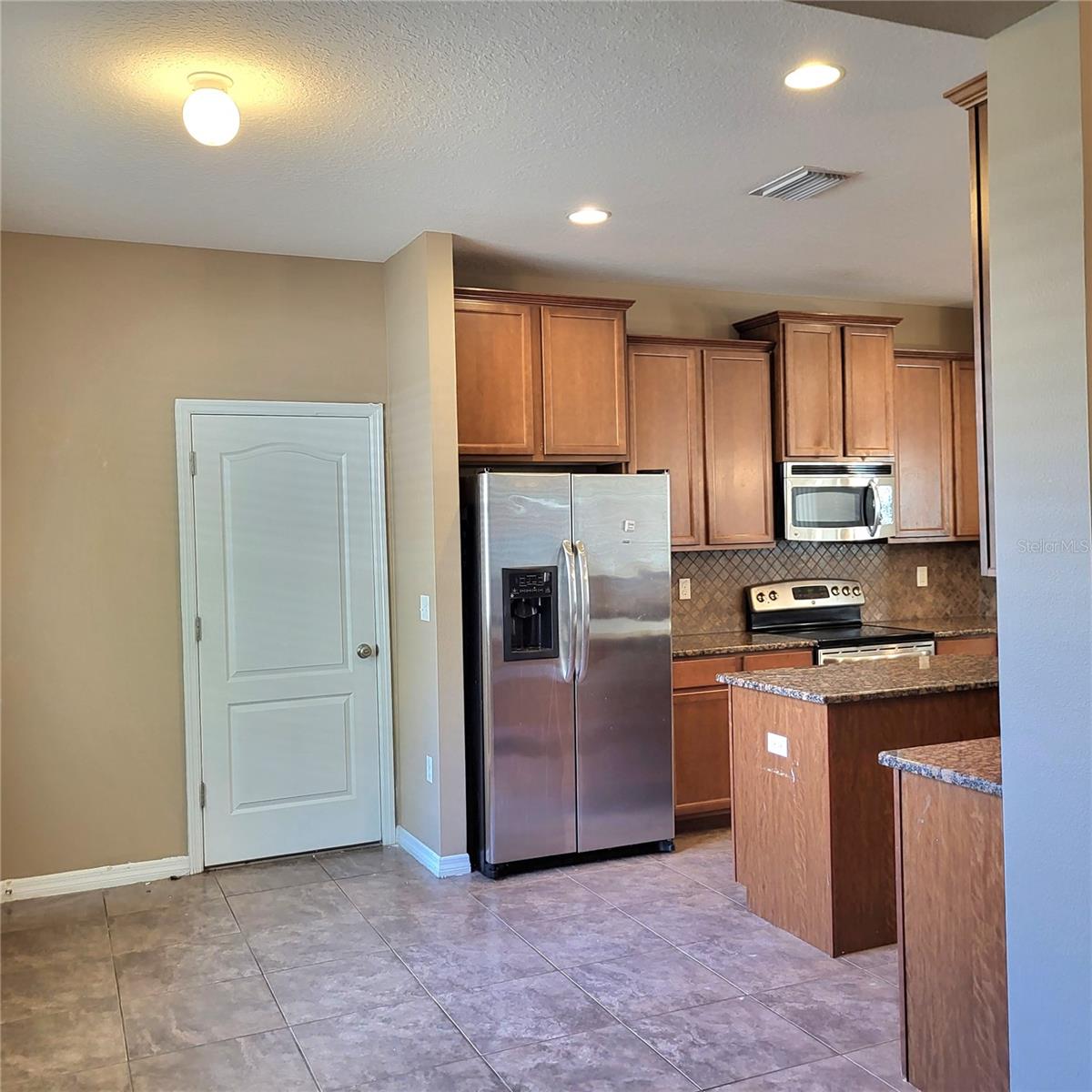 Image 8 of 26 For 36142 Laguna Hills Circle