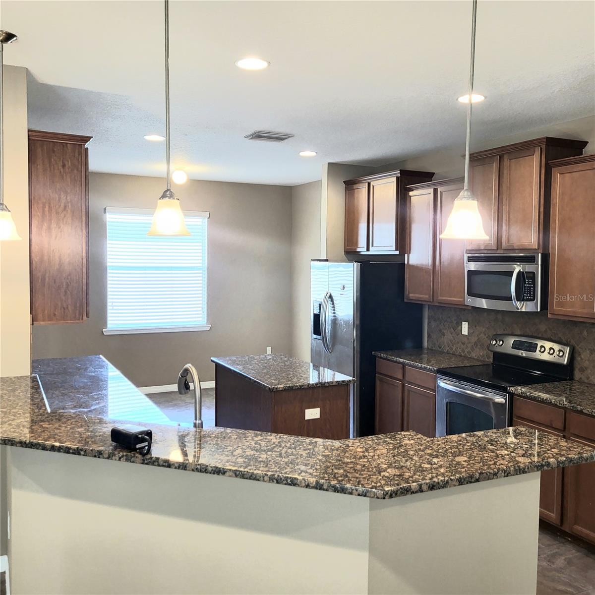 Image 9 of 26 For 36142 Laguna Hills Circle