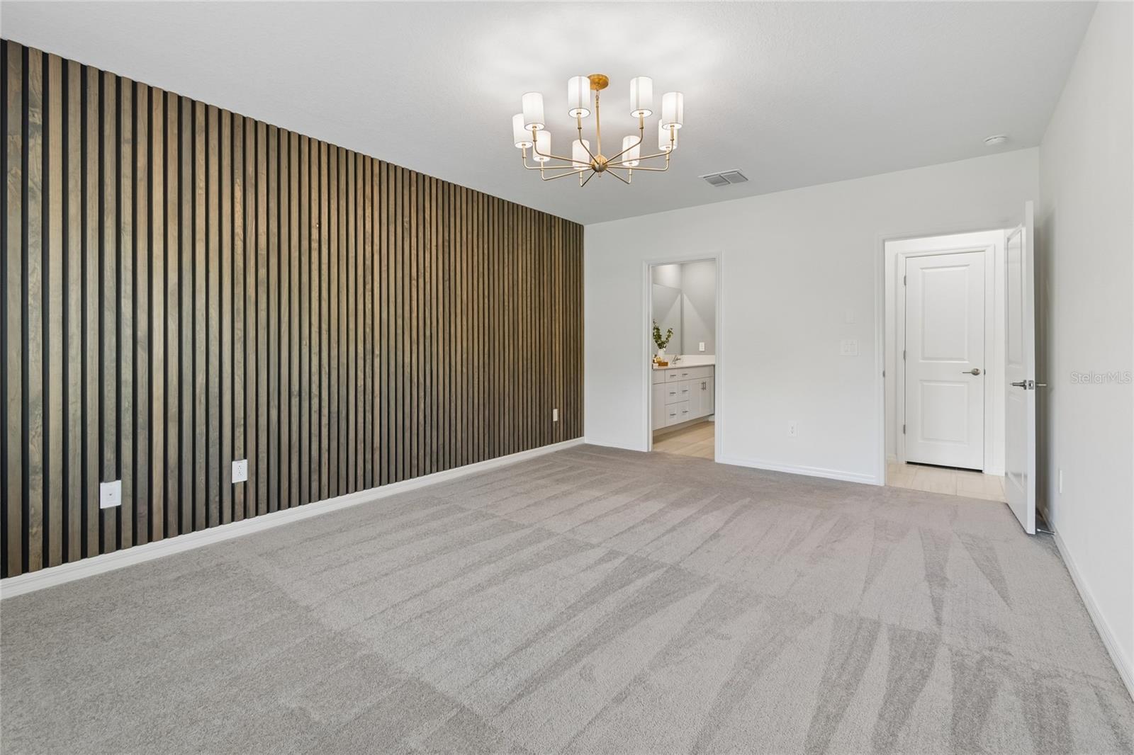 Listing photo id 16 for 10065 Gentle Rain Drive