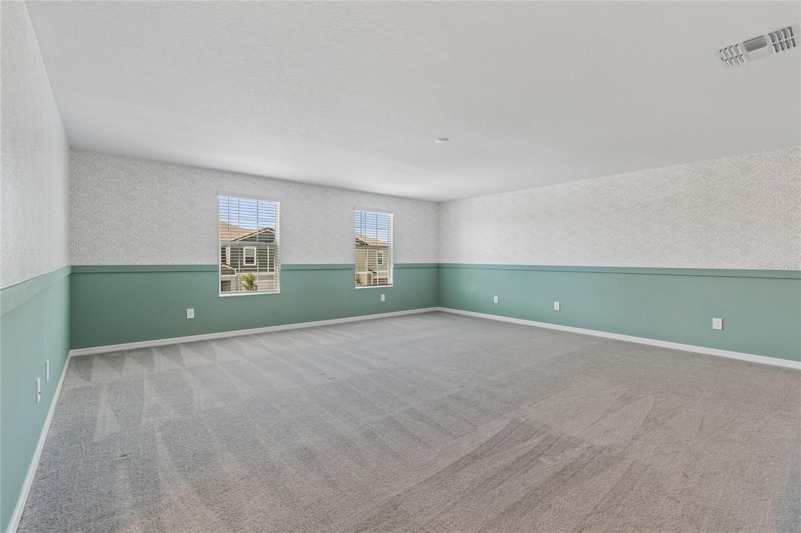 Listing photo id 25 for 10065 Gentle Rain Drive