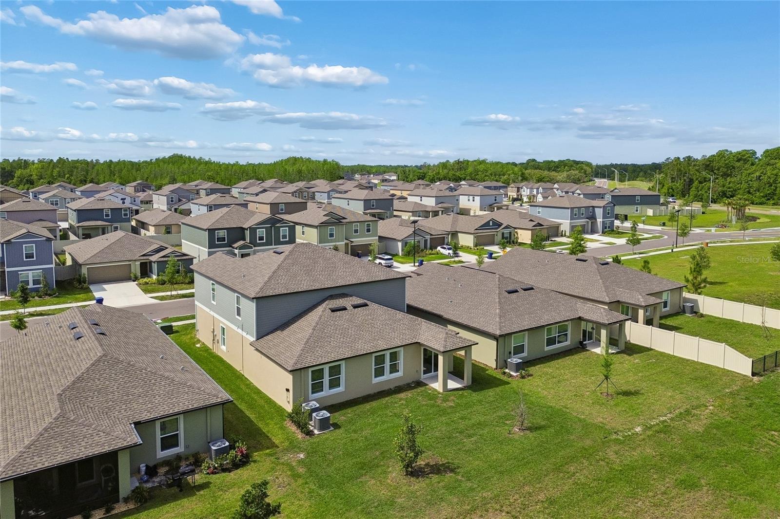 Listing photo id 40 for 10065 Gentle Rain Drive