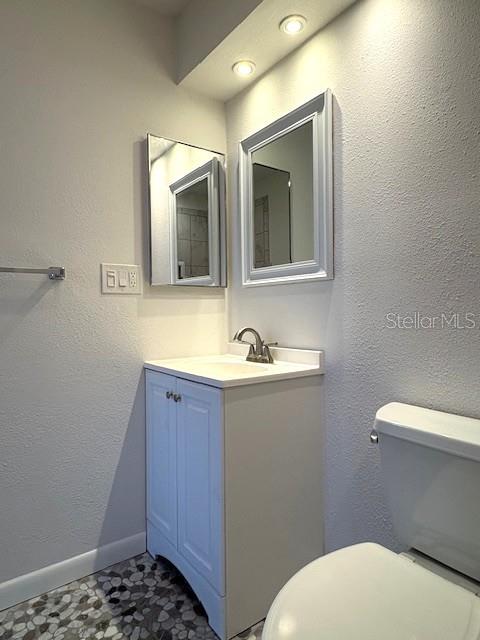 Image 28 of 33 For 1901 Andover Way 38