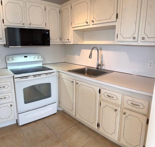 Image 11 of 30 For 201 Kings Boulevard 19