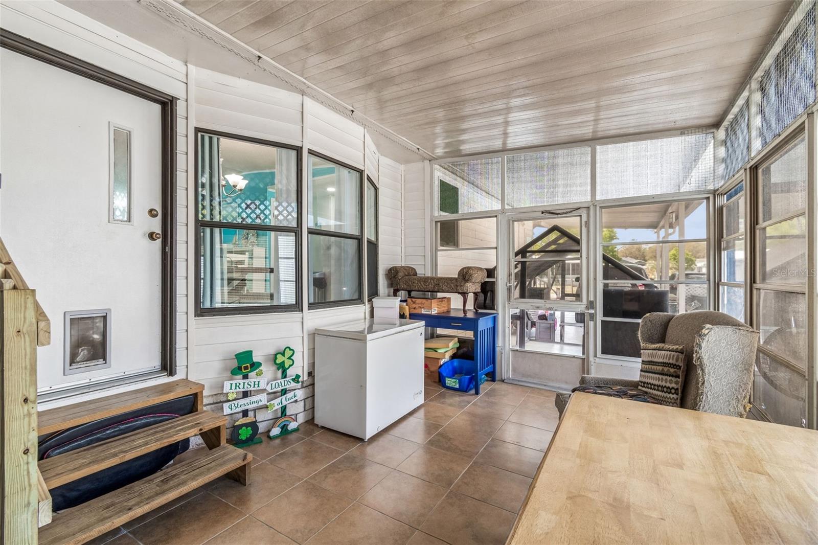 Image 28 of 60 For 14242 Action Street