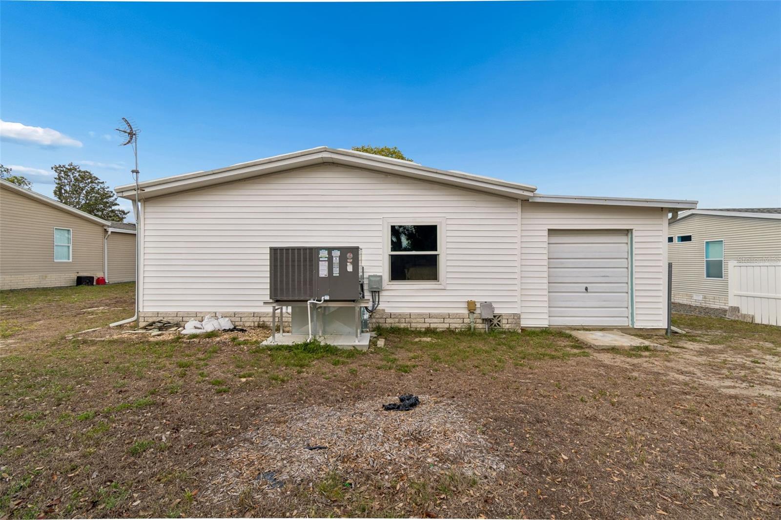 Image 31 of 60 For 14242 Action Street