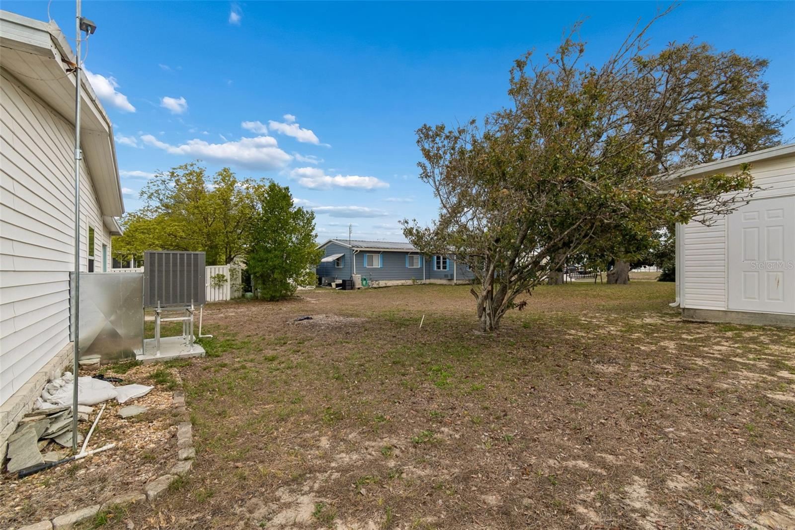 Image 33 of 60 For 14242 Action Street