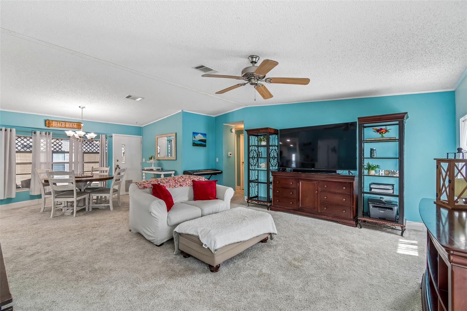 Image 9 of 60 For 14242 Action Street