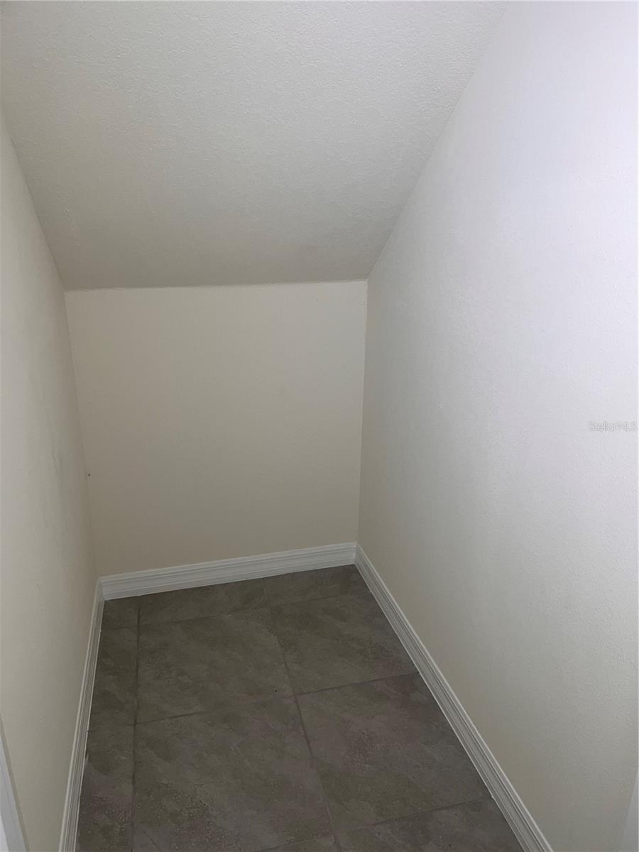 Image 16 of 52 For 3379 Suncoast Plains Drive