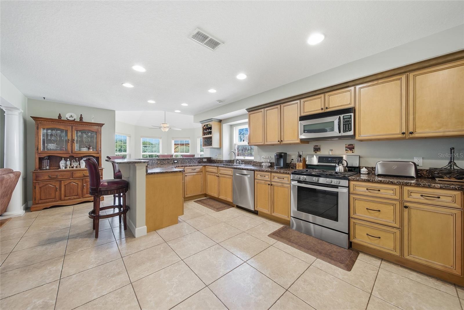 Image 11 of 67 For 32640 Blueberry Hill Way