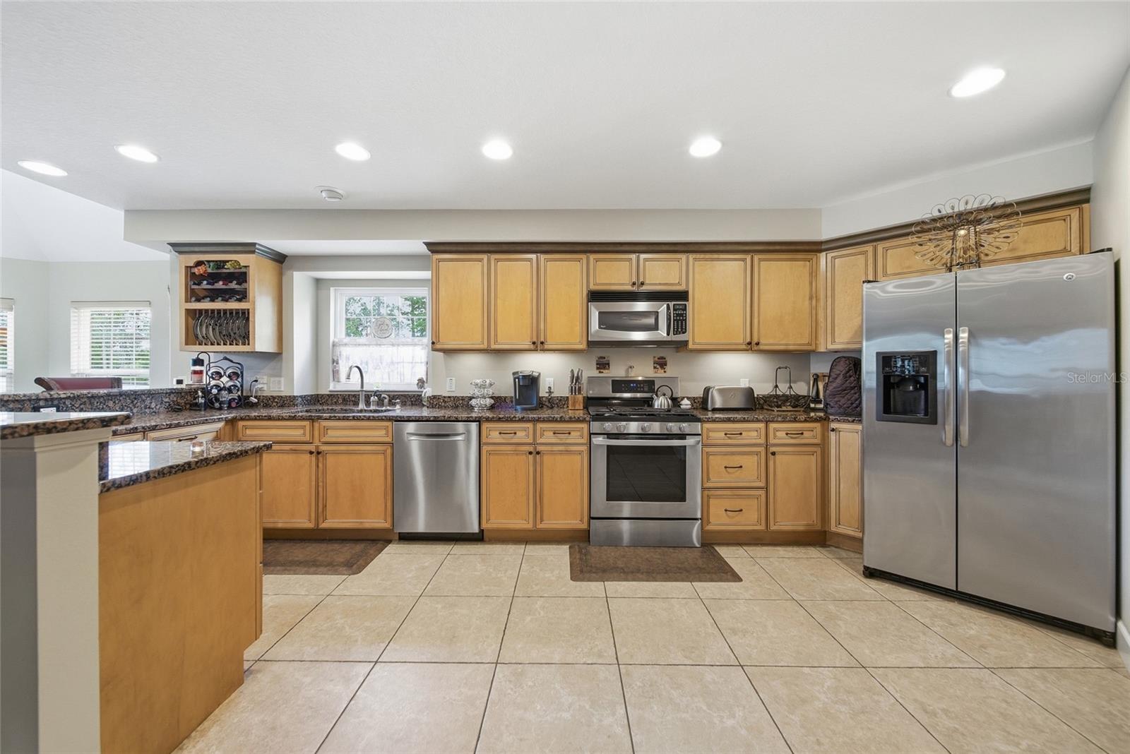 Image 15 of 67 For 32640 Blueberry Hill Way