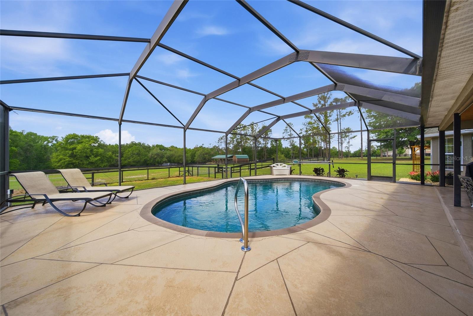 Image 25 of 67 For 32640 Blueberry Hill Way