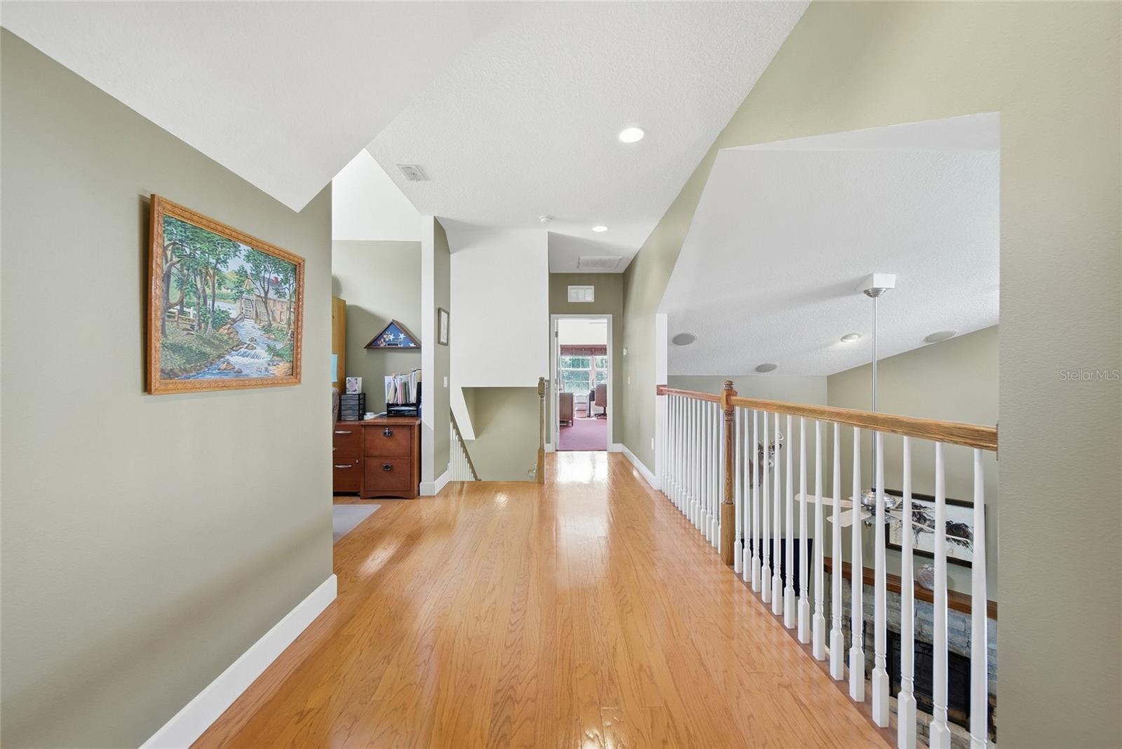 Image 30 of 67 For 32640 Blueberry Hill Way