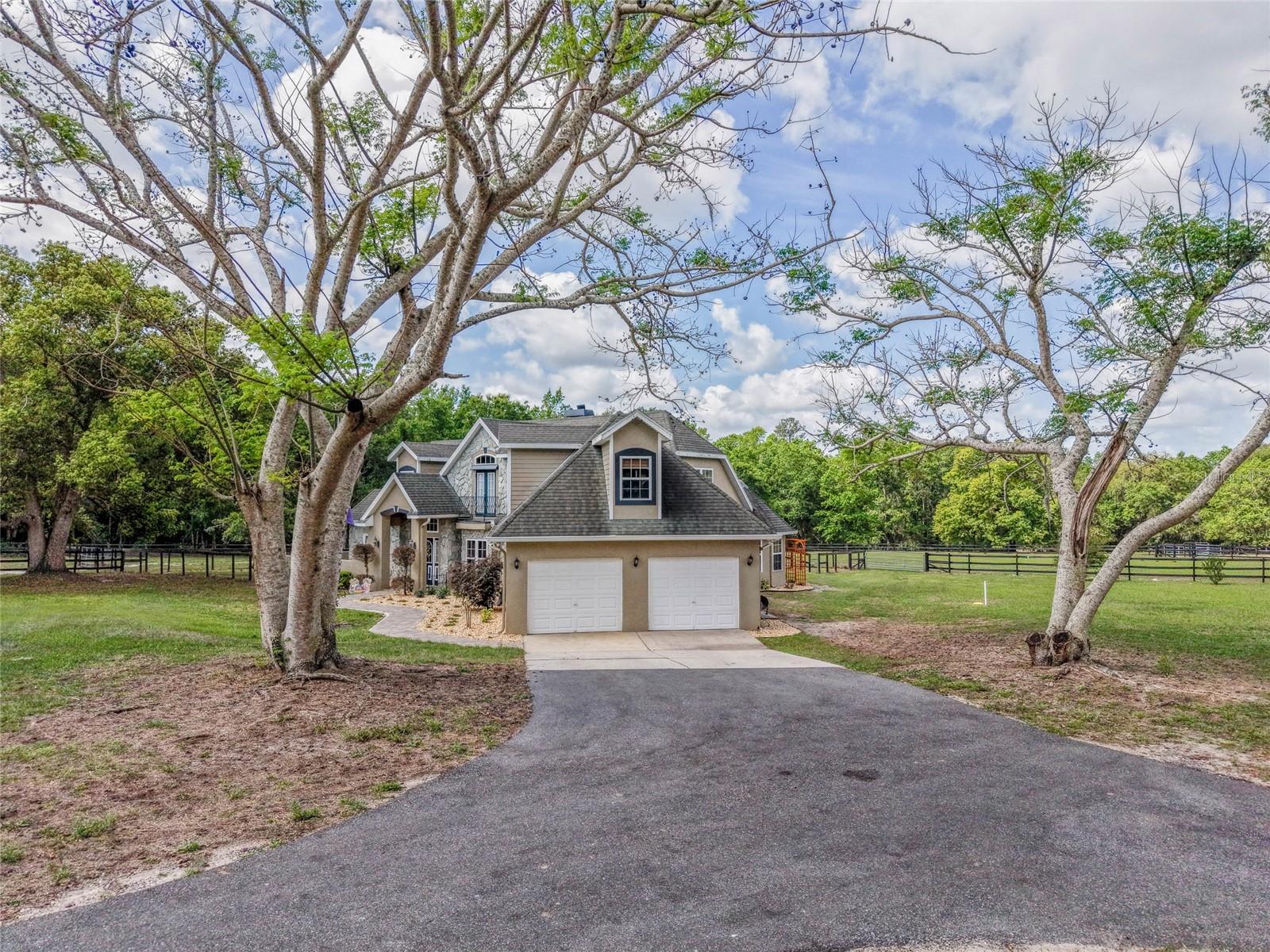 Image 52 of 67 For 32640 Blueberry Hill Way