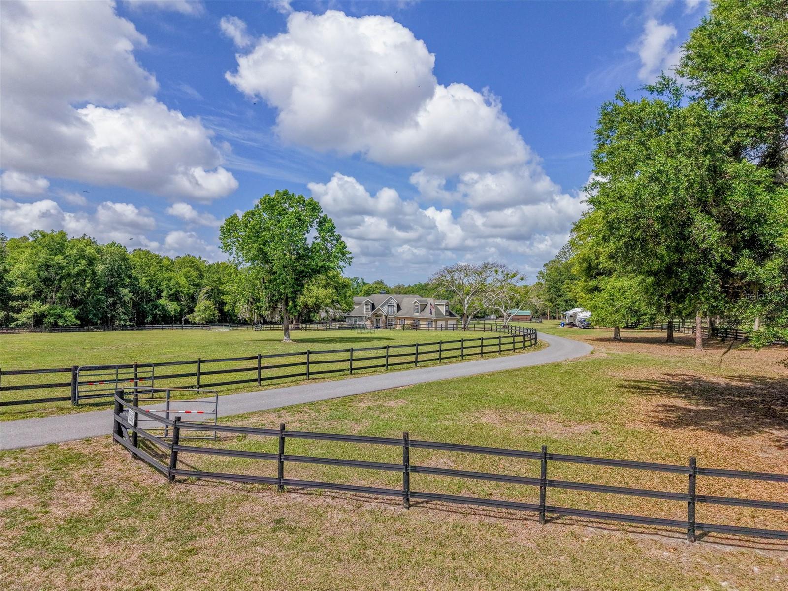 Image 64 of 67 For 32640 Blueberry Hill Way