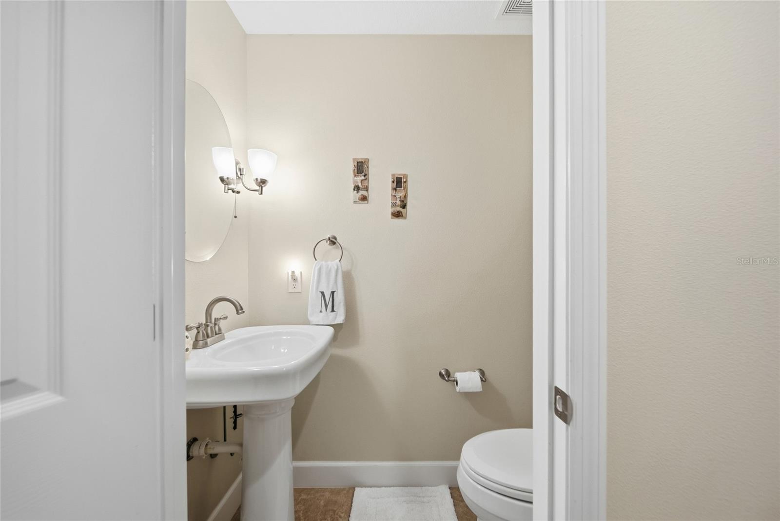 Image 9 of 67 For 32640 Blueberry Hill Way